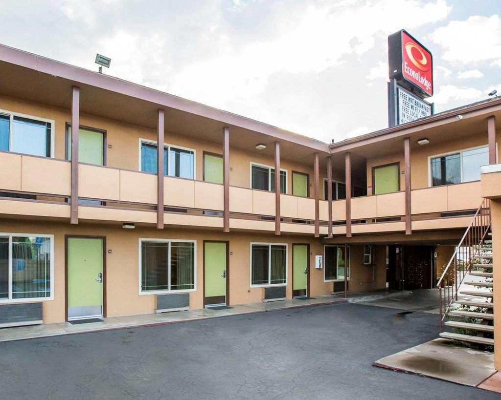 ויסאליה Sequoia Lodge מראה חיצוני תמונה